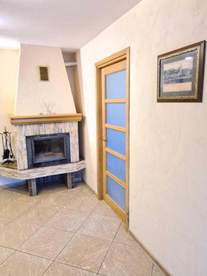 Old Town Apartment Тельше Екстер'єр фото